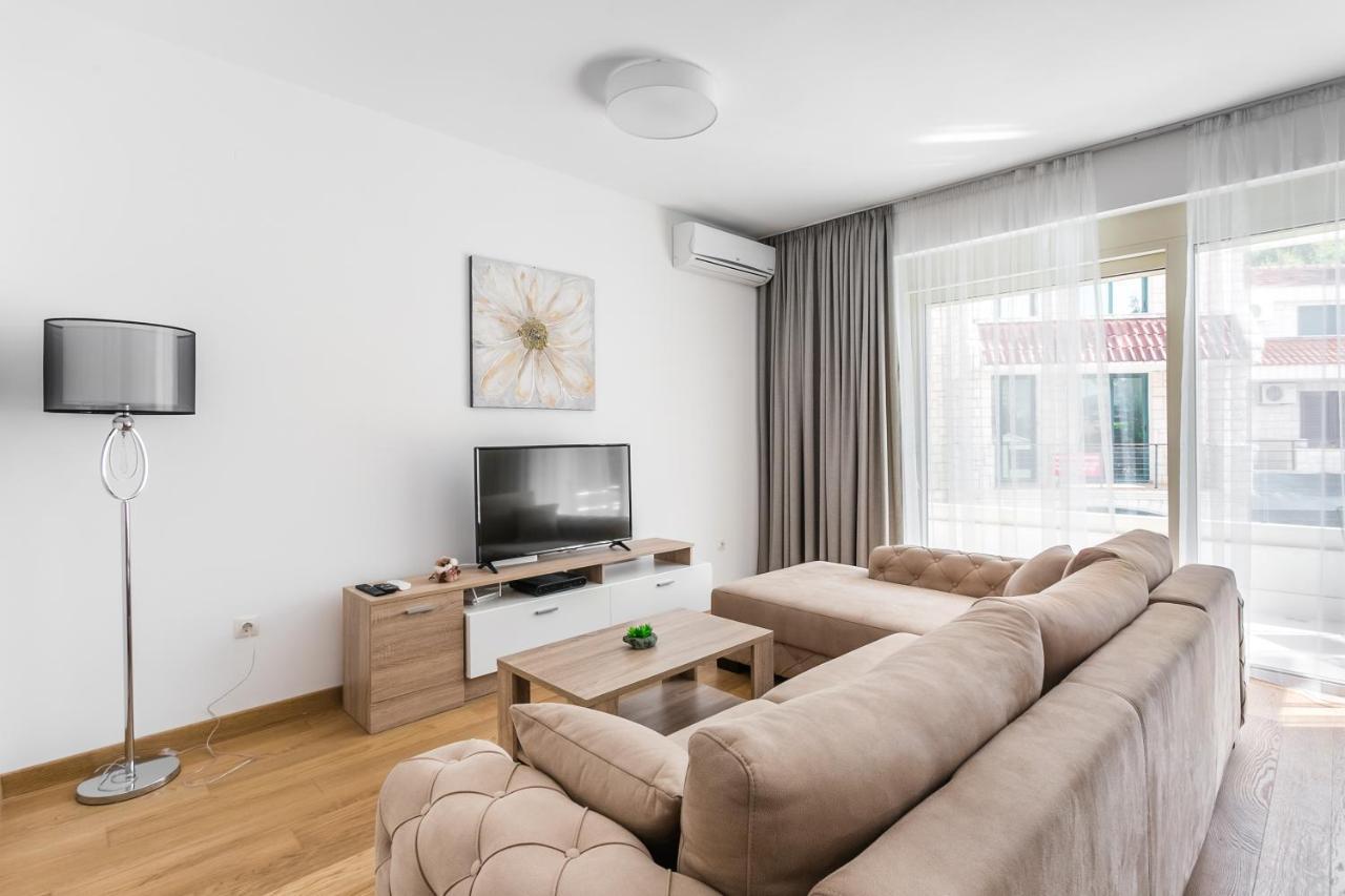 רפאלוביץ' Apartments Lm Residence מראה חיצוני תמונה