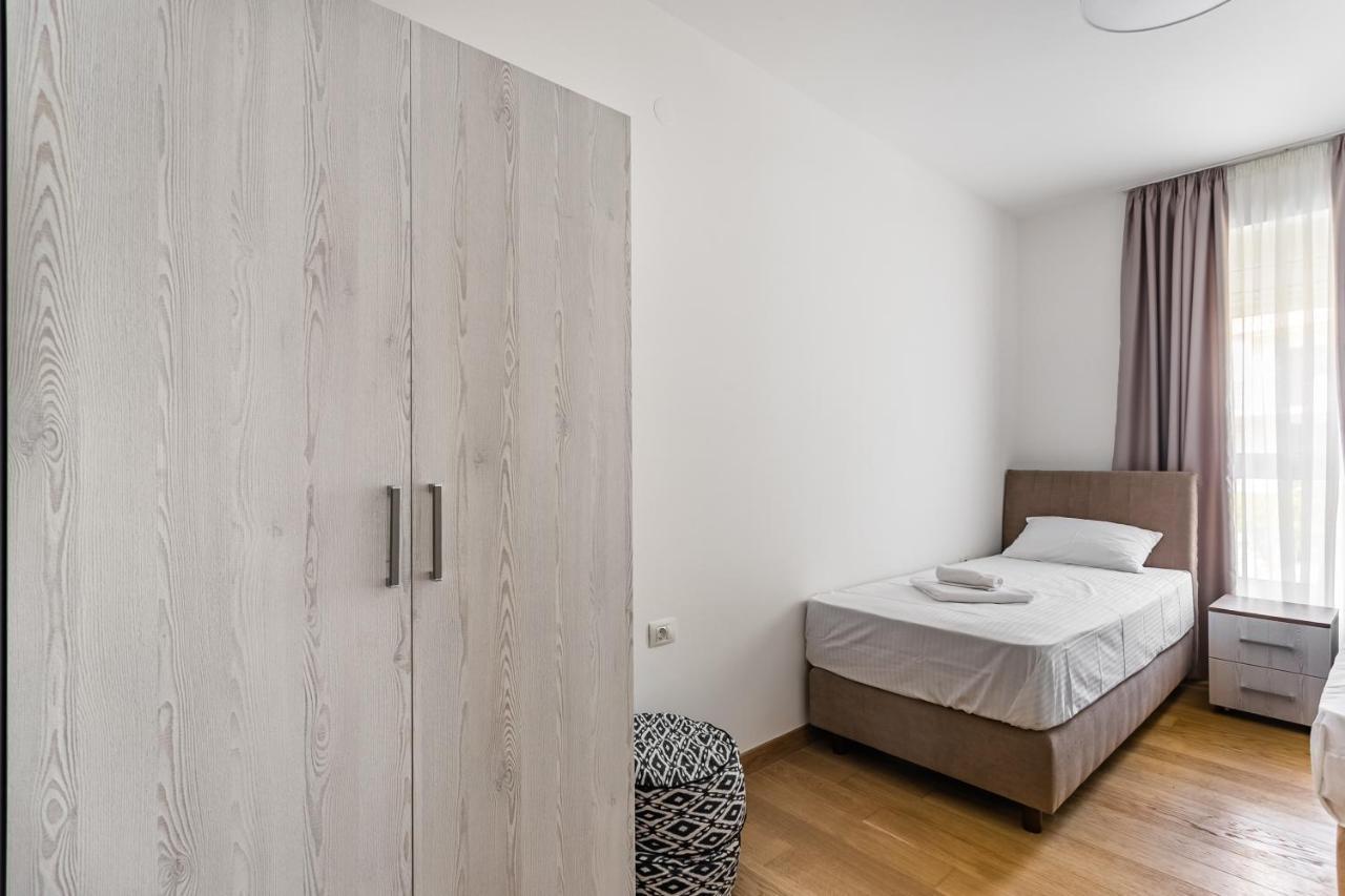 רפאלוביץ' Apartments Lm Residence מראה חיצוני תמונה