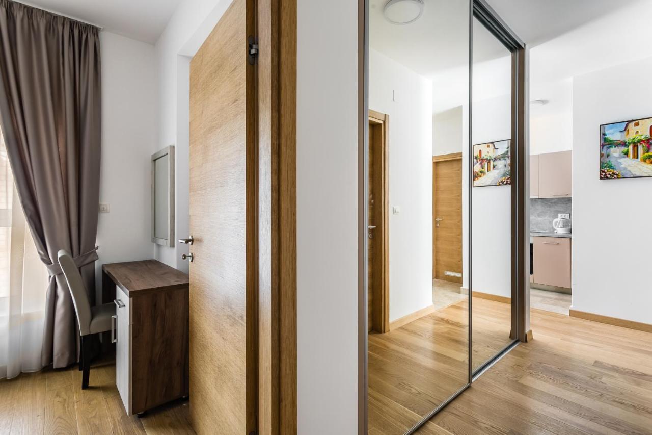רפאלוביץ' Apartments Lm Residence מראה חיצוני תמונה