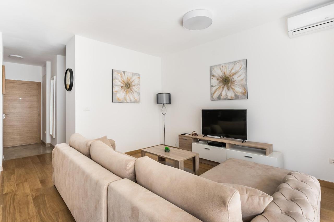 רפאלוביץ' Apartments Lm Residence מראה חיצוני תמונה